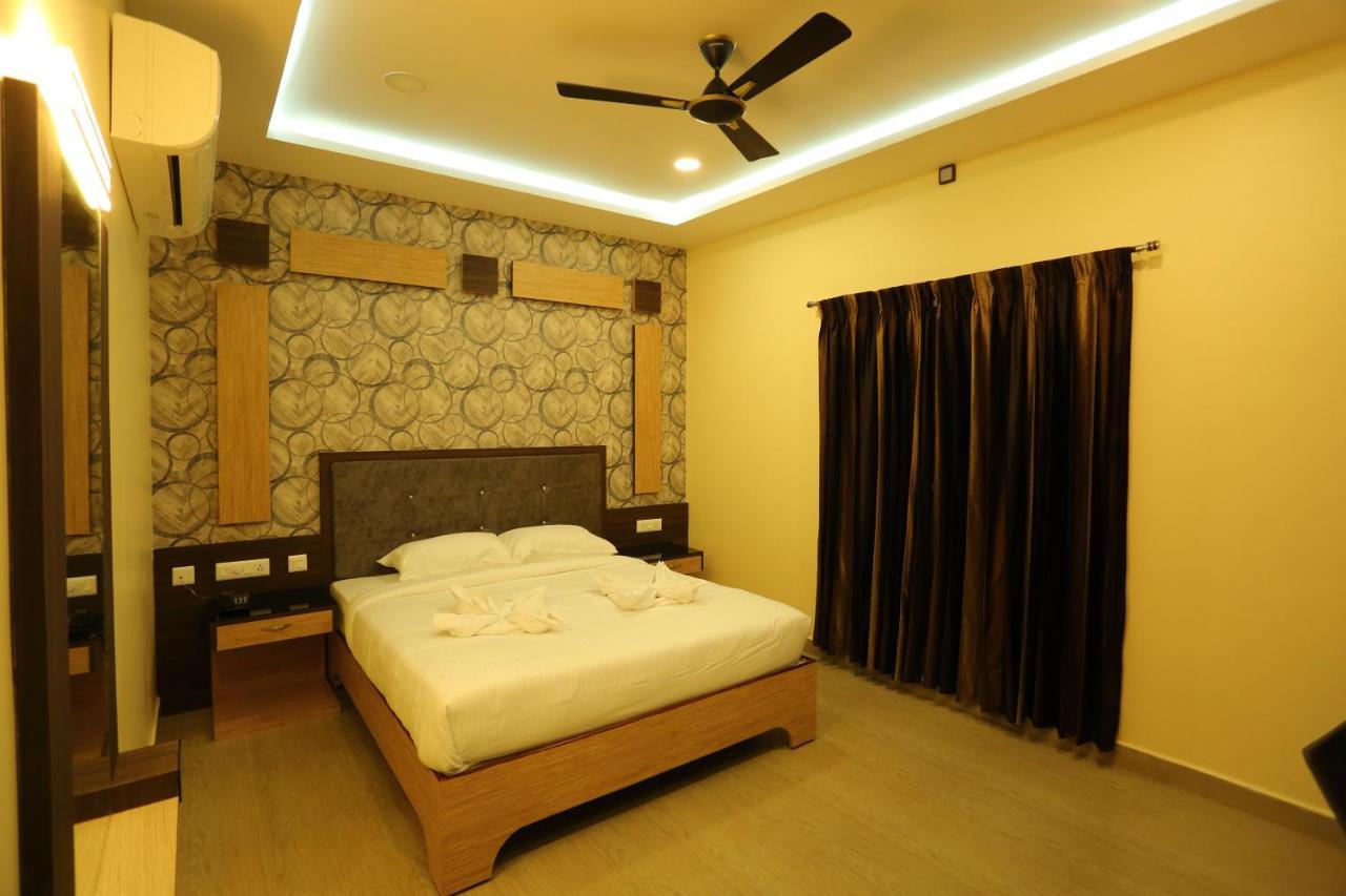 Отель Vedha Residency Тируваннамалай Экстерьер фото