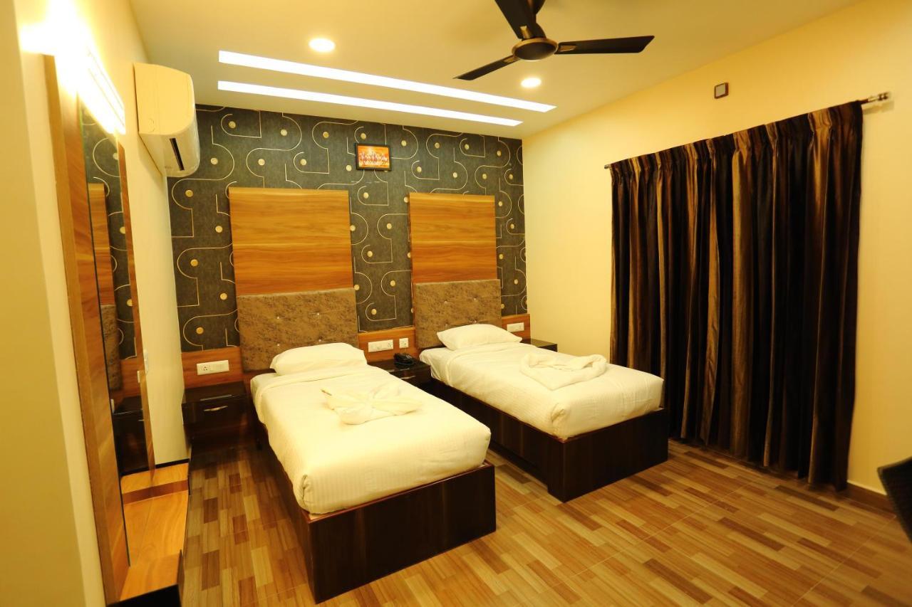 Отель Vedha Residency Тируваннамалай Экстерьер фото