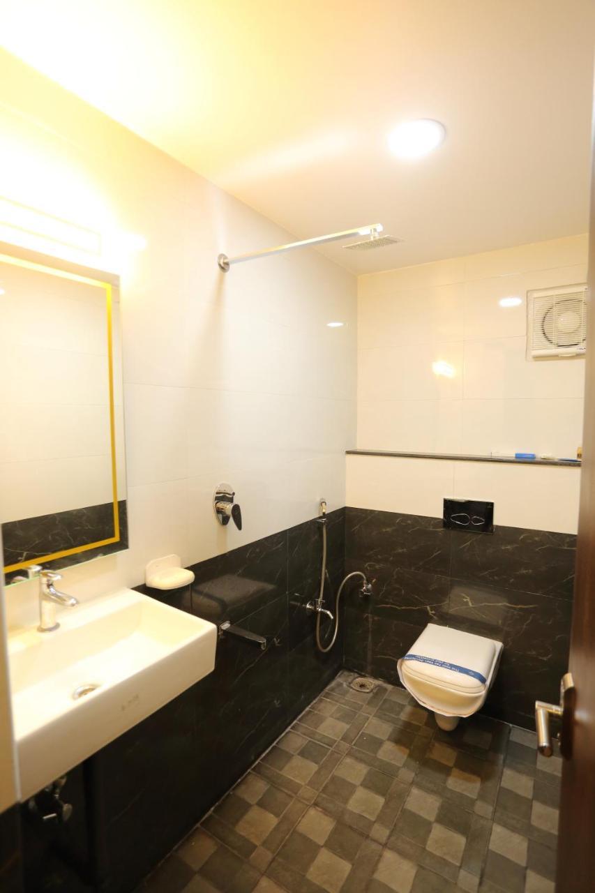 Отель Vedha Residency Тируваннамалай Экстерьер фото